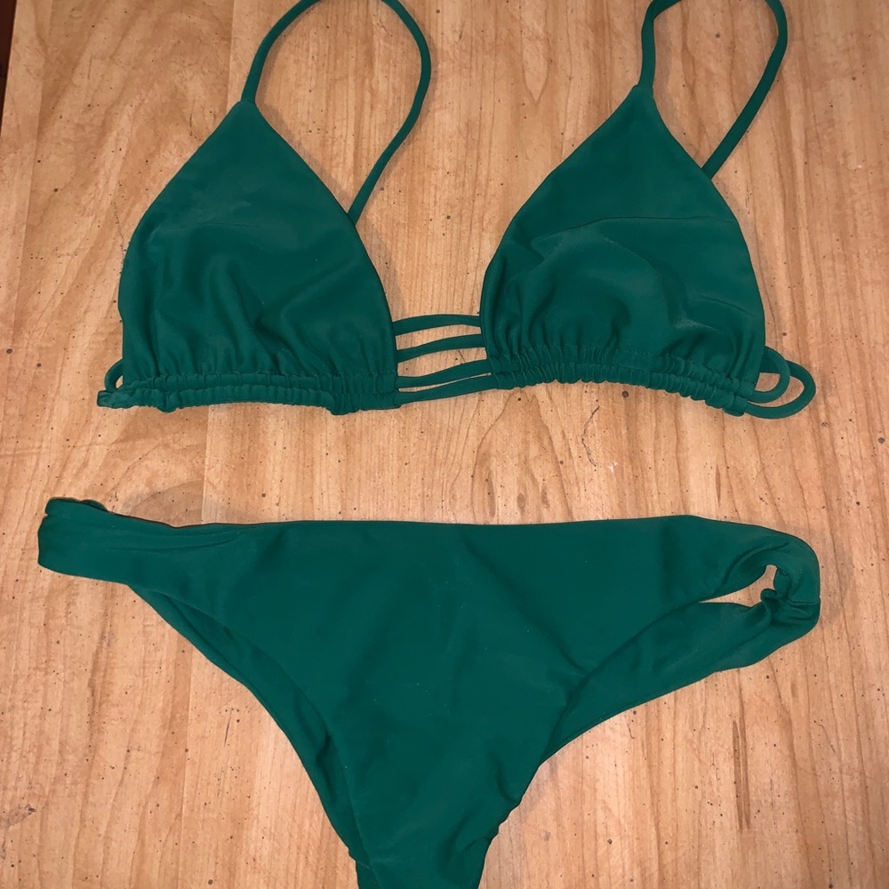 🛑SOLD🛑 BENOA swim